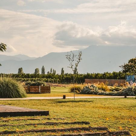 Dobe Lodge Vista Flores Kültér fotó